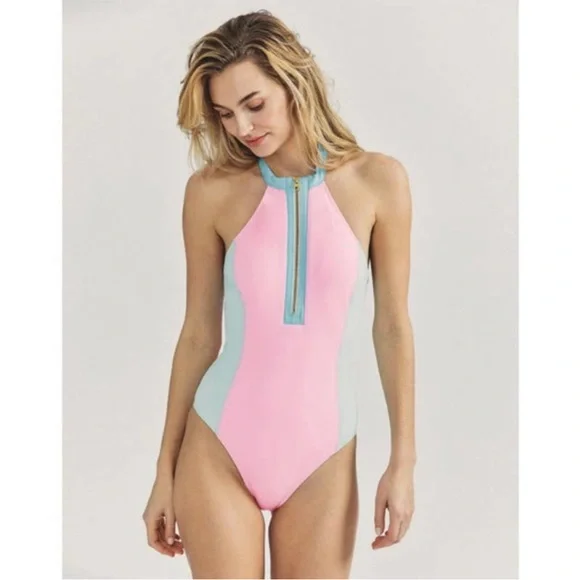 💓NWT Hurley X LoveShackFancy One-Piece Bikini💓 - Picture 9 of 12